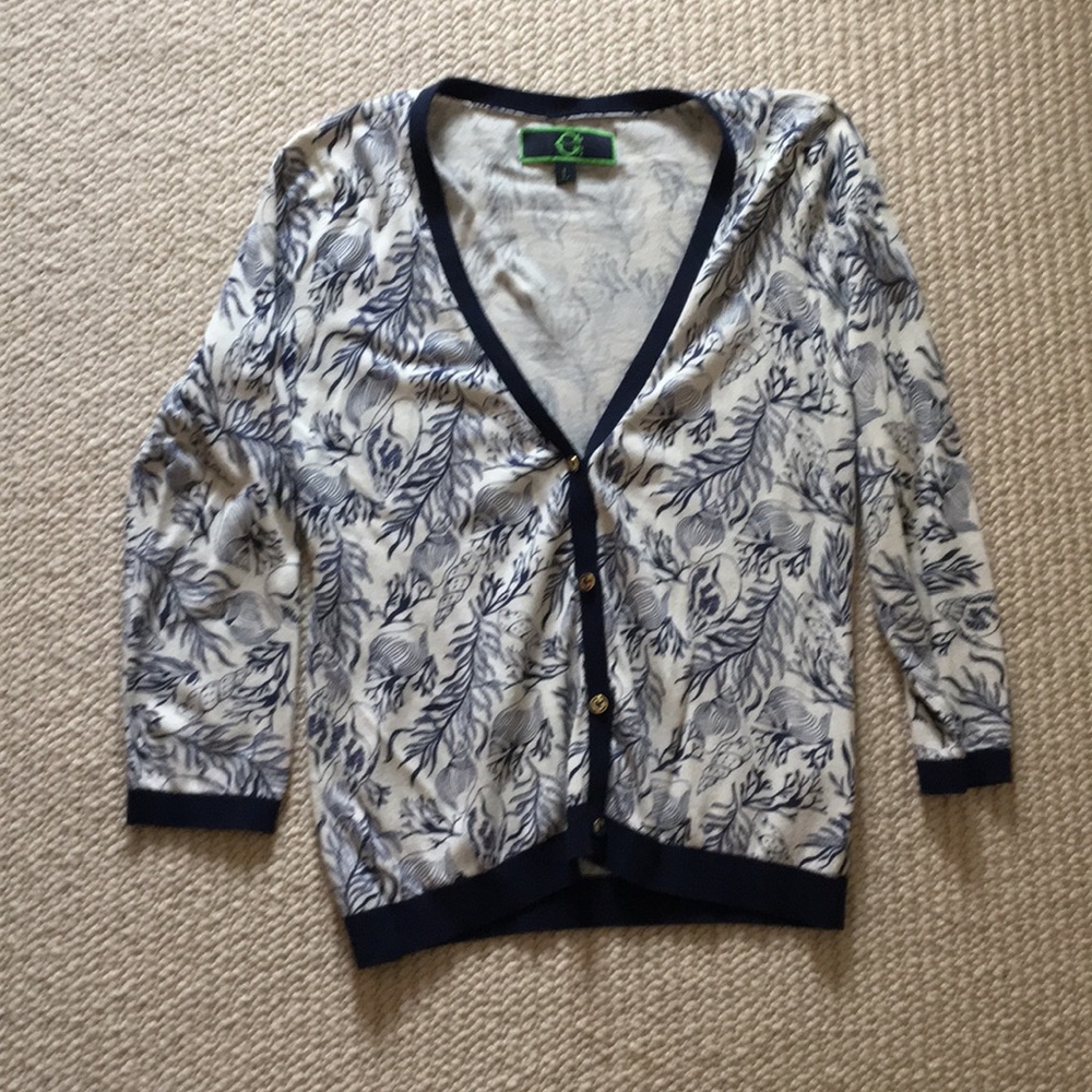 C Wonder button down print sweater size L